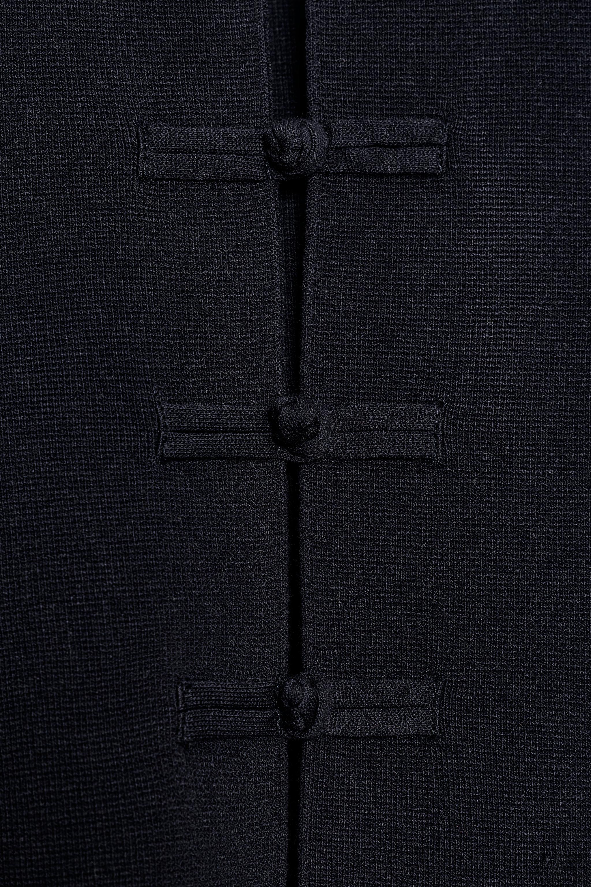 FROG FASTENING CARDIGAN